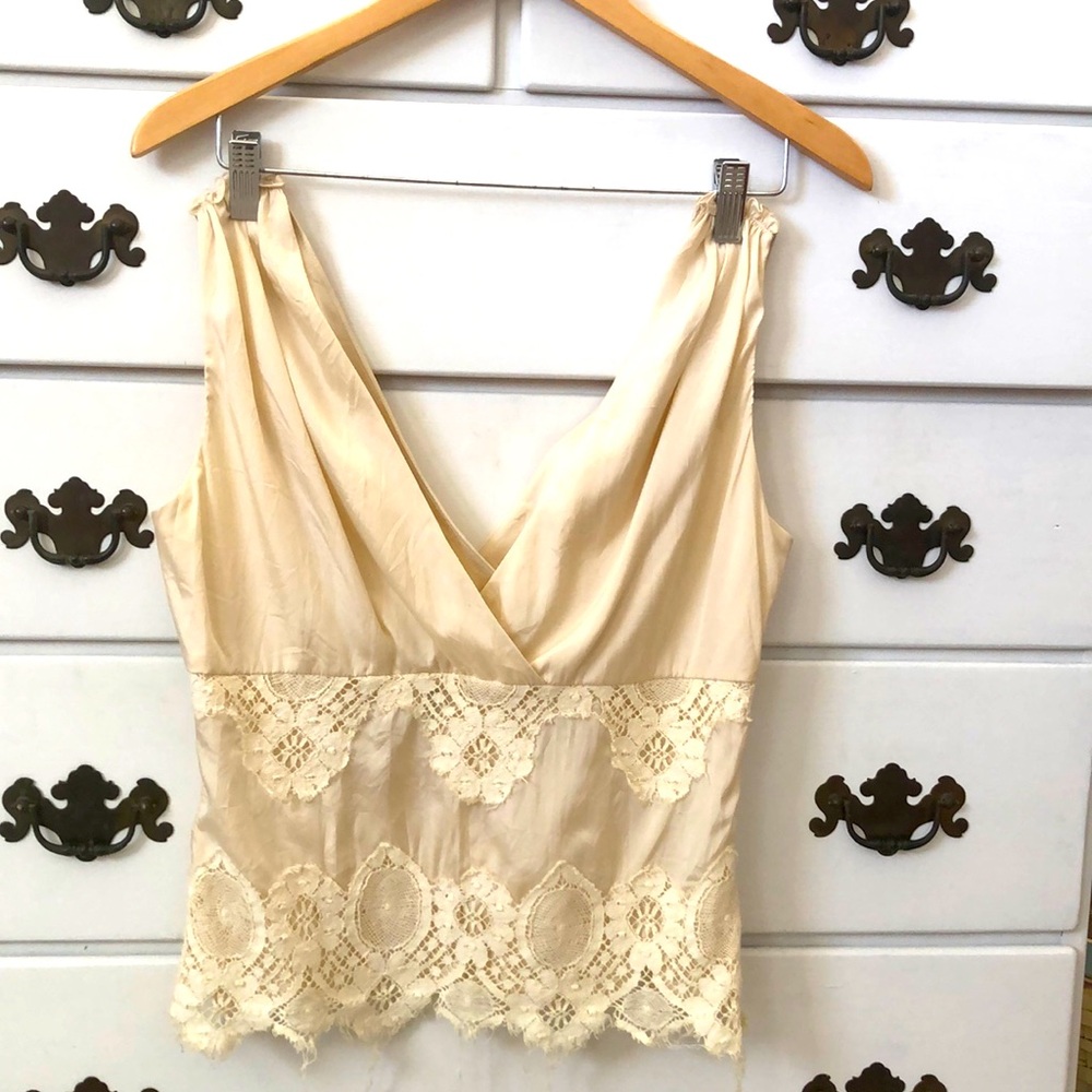 Vintage Ellie Tahari lace top